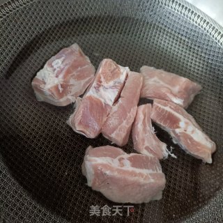 “润燥好汤”芋头排骨汤的做法步骤：3
