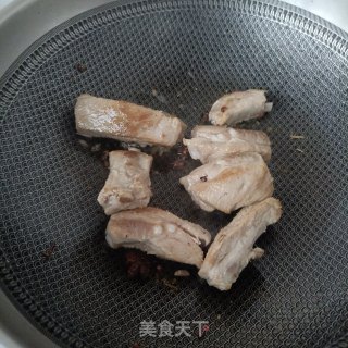 “润燥好汤”芋头排骨汤的做法步骤：7