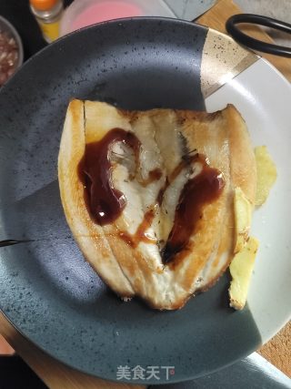 香煎虱目鱼肚的做法步骤：4