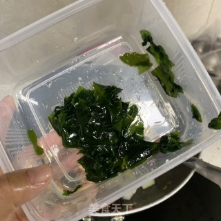 虾头补钙蔬菜汤的做法步骤：3