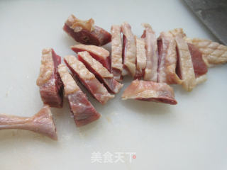 腊鸭腿烧老豆腐的做法步骤：2