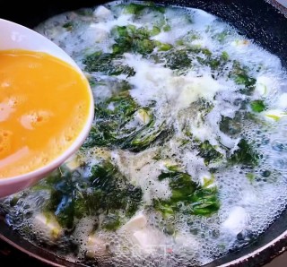 下锅鲜肉豆腐蛋花羹的做法步骤：10