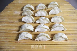 鸡蛋南瓜饺子的做法步骤：9