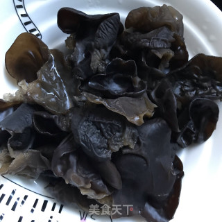 洋葱炒木耳的做法步骤：4