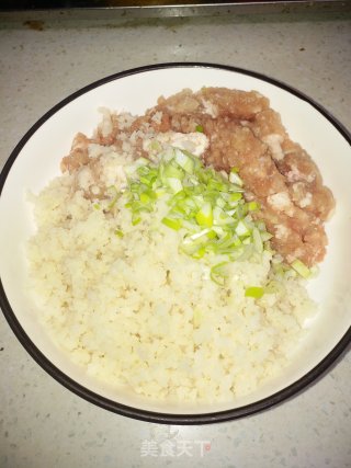 西红柿肉丸汤的做法步骤：4