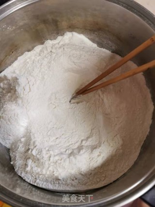 南瓜鸡蛋饺的做法步骤：1