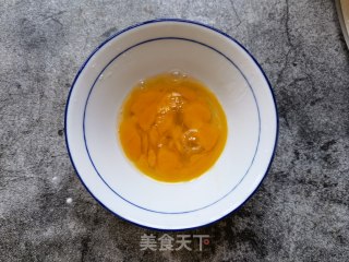 虾皮丸子鸡蛋汤的做法步骤：4