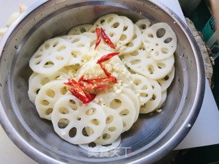 蒜泥藕片的做法步骤：7