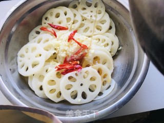 蒜泥藕片的做法步骤：12