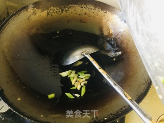 青椒炒鸡蛋的做法步骤：5