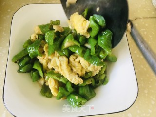 青椒炒鸡蛋的做法步骤：10
