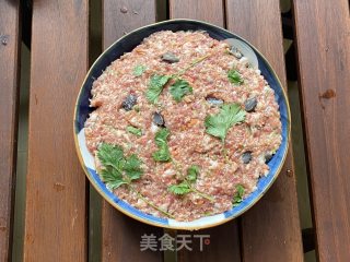 海参蒸肉饼，鲜嫩多汁巨好吃！的做法步骤：6