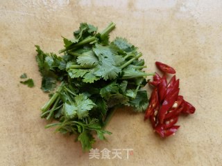 黄瓜洋葱拌海参的做法步骤：7