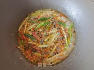 蒜蓉辣酱炒毛肚的做法步骤：10