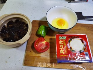 港式酸辣汤的做法步骤：1
