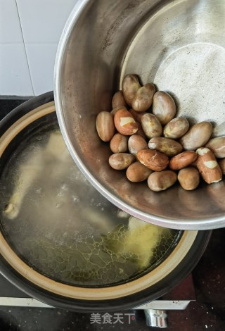 菠萝蜜炖鸡汤的做法步骤：2