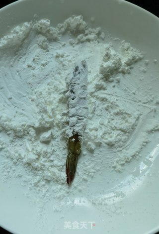香脆炸虾的做法步骤：2
