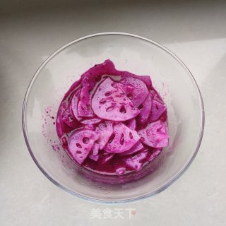 蜜汁胭脂藕的做法步骤：7