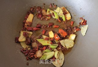 洋葱土豆炖排骨的做法步骤：7