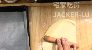 家常甜甜圈，在家轻松搞定，外层酥脆甜蜜，内里松软，小朋友超爱吃。的做法步骤：6