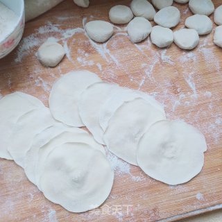 南瓜虾仁水饺的做法步骤：7