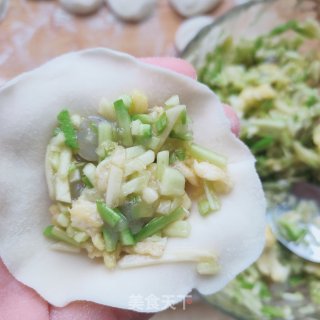 南瓜虾仁水饺的做法步骤：8