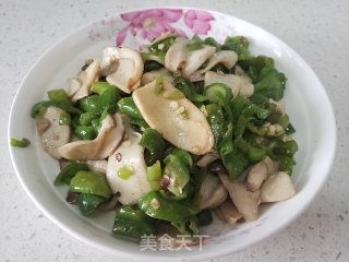尖椒炒杏鲍菇的做法步骤：6