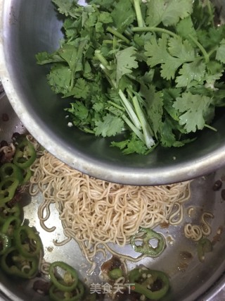 炸酱拌面的做法步骤：8