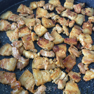 香煎五花肉的做法步骤：4