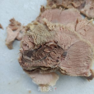 香菜拌熟肉的做法步骤：5
