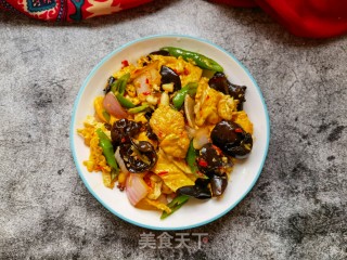 蒜蓉辣酱炒鸡蛋的做法步骤：13