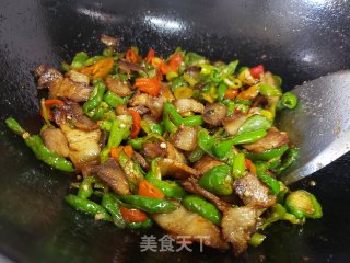 尖椒炒肉片的做法步骤：5