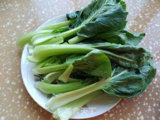 青菜炒肉片的做法步骤：2