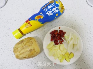 酸辣莲藕片❗️开胃下饭菜家常小炒的做法步骤：1