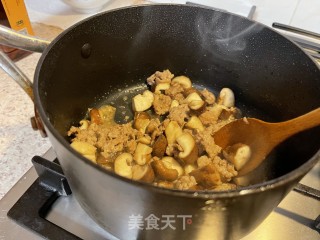 橄榄菜煮豆腐的做法步骤：3