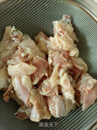 冬菇蒸鸡的做法步骤：1