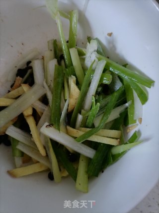 冬菇蒸鸡的做法步骤：4