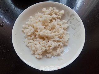 莲藕糯米丸子的做法步骤：2