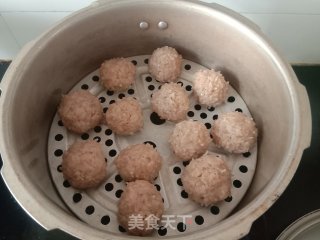 莲藕糯米丸子的做法步骤：12