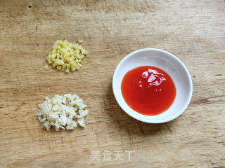 番茄炒花菜的做法步骤：3