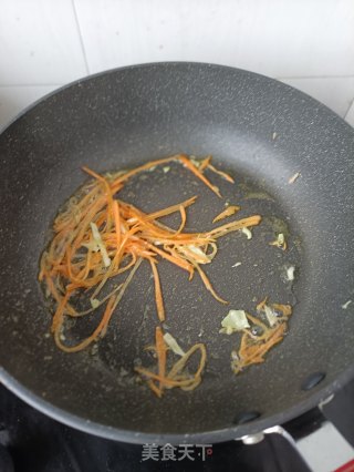 鸡蛋炒卷心菜的做法步骤：11