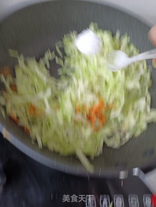 鸡蛋炒卷心菜的做法步骤：12