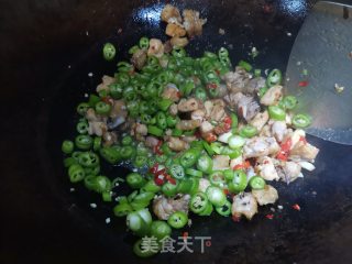 小炒鸡的做法步骤：7