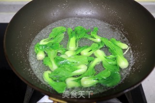 无油少盐清肠的白灼香菇油菜芯的做法步骤：3