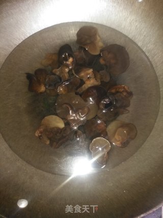 凉拌双耳的做法步骤：4