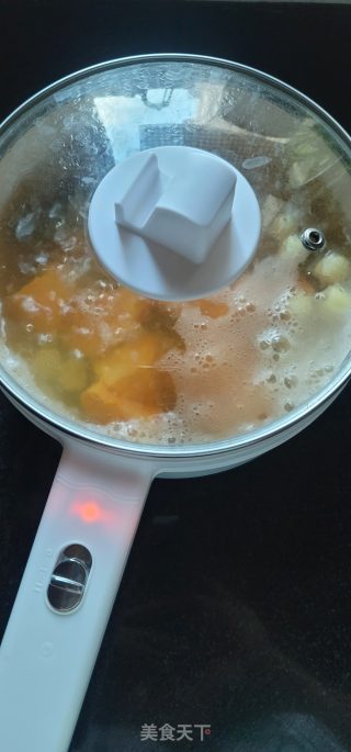 番薯绿豆莲子汤的做法步骤：4