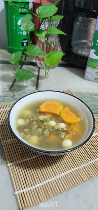 番薯绿豆莲子汤的做法步骤：7