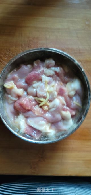 粉肠瘦肉粥的做法步骤：5