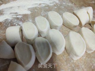 菠菜三鲜水饺的做法步骤：13