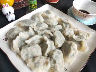 菠菜三鲜水饺的做法步骤：19